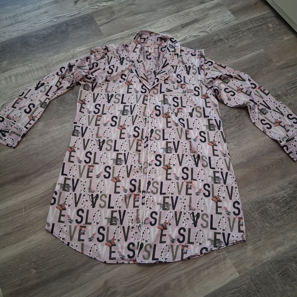 Victorias Secret Size Large Purple Button Up Silk Sleepshirt